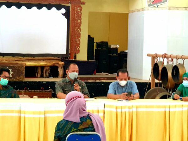 Rapat Evaluasi Simulasi Pertemuan Tatap Muka I dan Persiapan Simulasi Pertemuan Tatap Muka II Rapat Evaluasi Simulasi Pertemuan Tatap Muka I dan Persiapan Simulasi Pertemuan Tatap Muka II